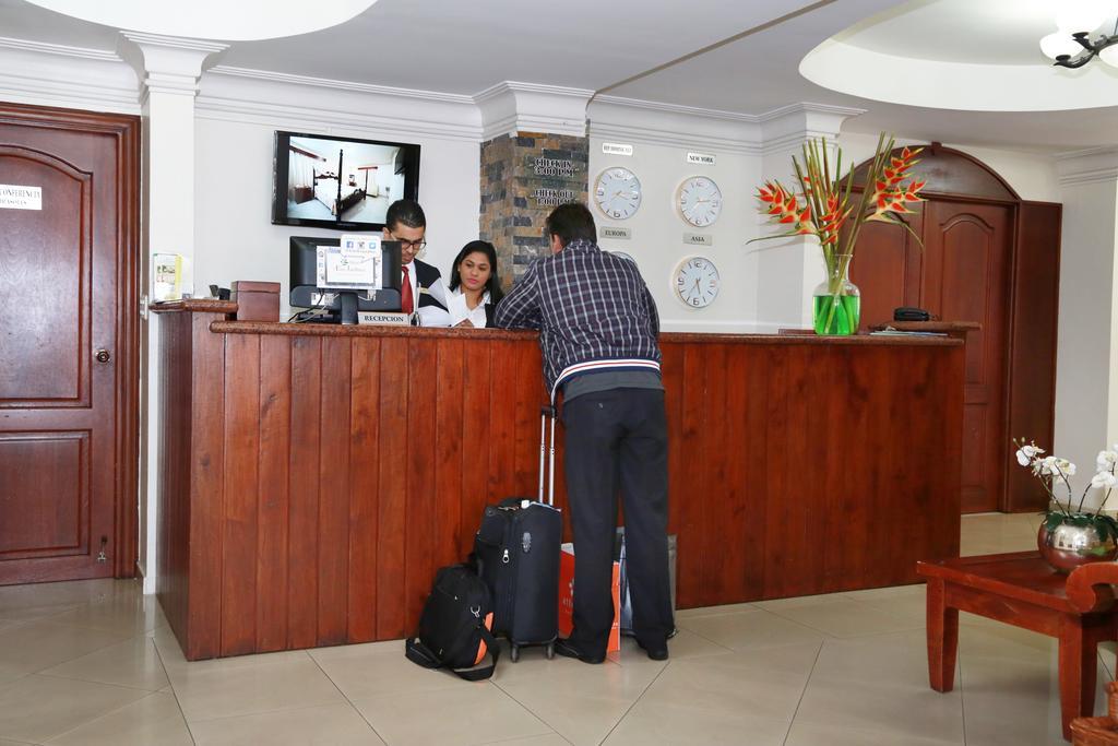 Hotel Los Jardines Santiago De Los Caballeros Eksteriør bilde