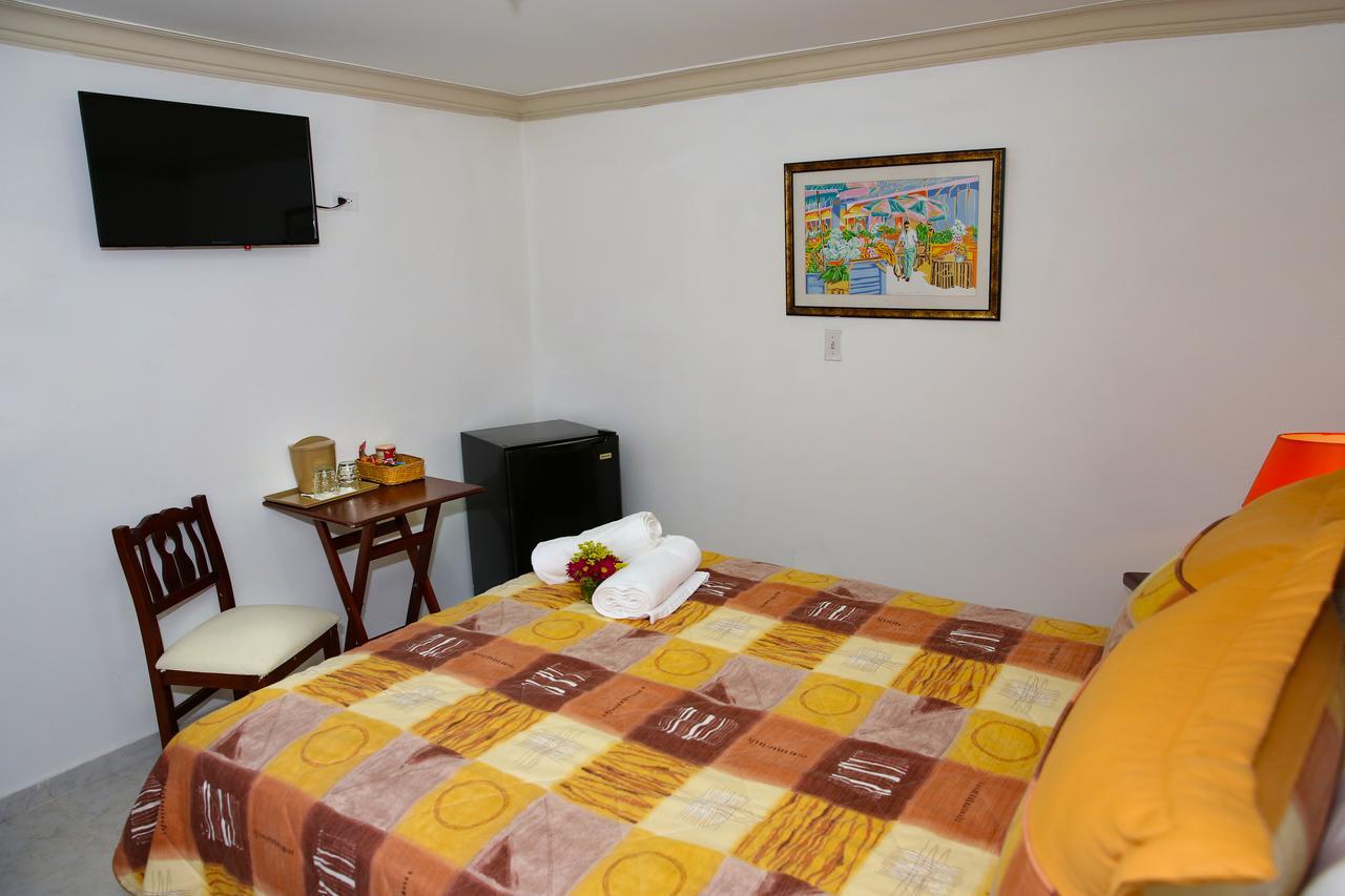 Hotel Los Jardines Santiago De Los Caballeros Eksteriør bilde