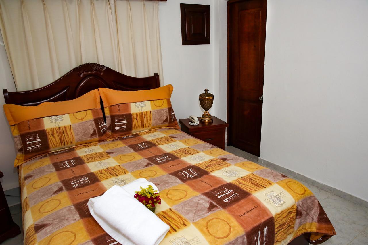 Hotel Los Jardines Santiago De Los Caballeros Eksteriør bilde