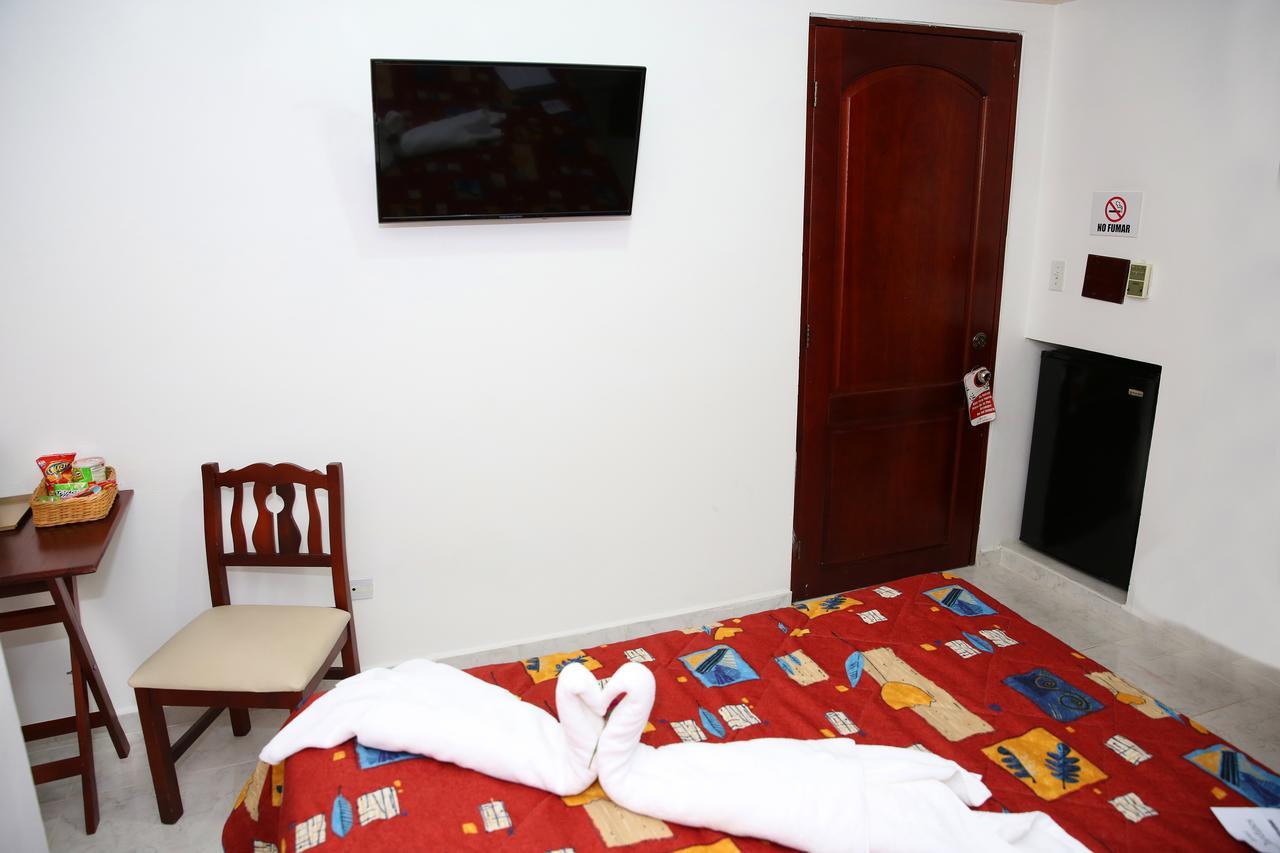 Hotel Los Jardines Santiago De Los Caballeros Eksteriør bilde