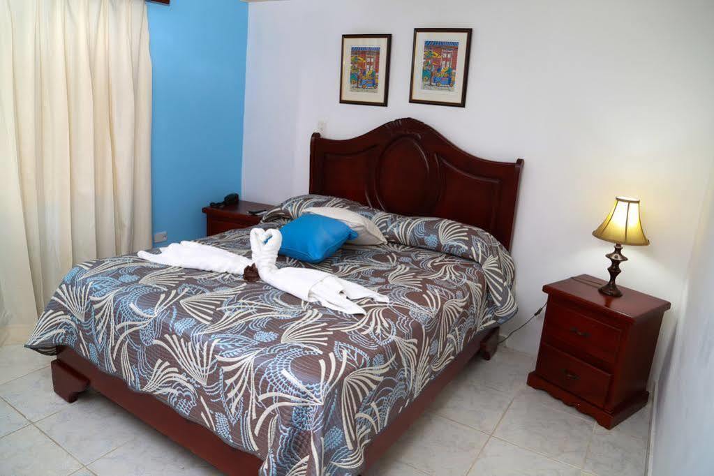 Hotel Los Jardines Santiago De Los Caballeros Eksteriør bilde